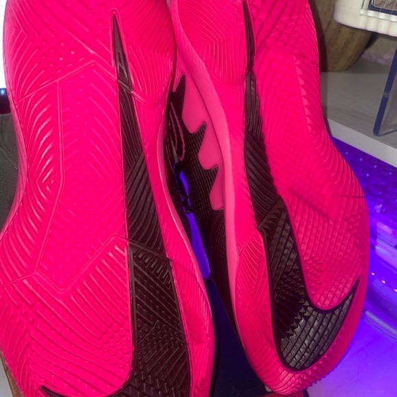 Nike Women's Court Zoom Vapor Pro Premium Tennis Shoes - Picture 5 of 8